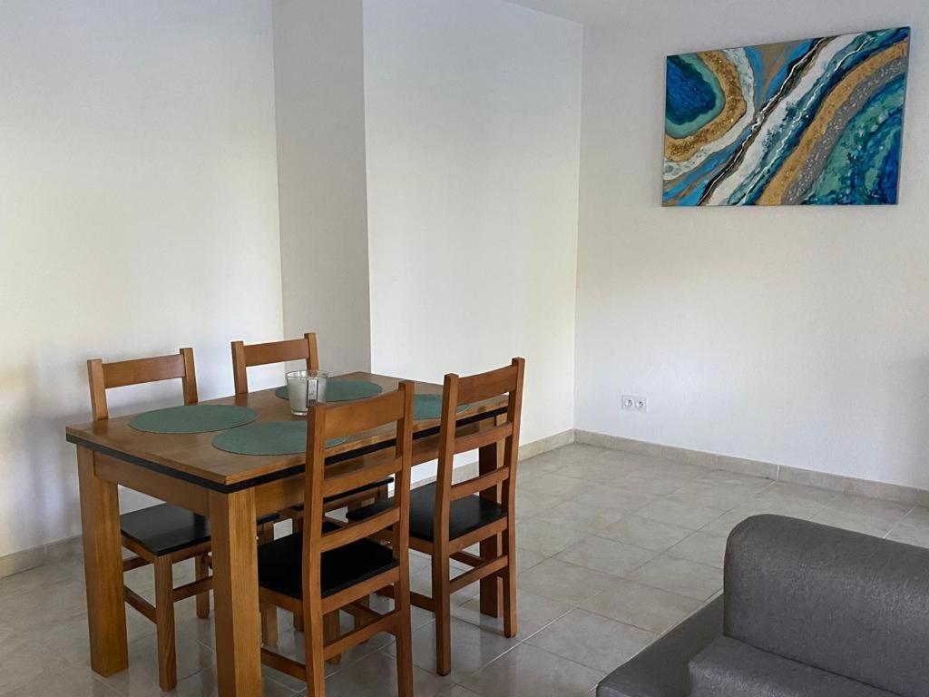 Nouvel Location D'Un Bel Appart T2 Climatise Et Meuble Au Rdch Avec Piscine Dans Residence Les Melody Santa-Maria-Poggio  Exterior photo