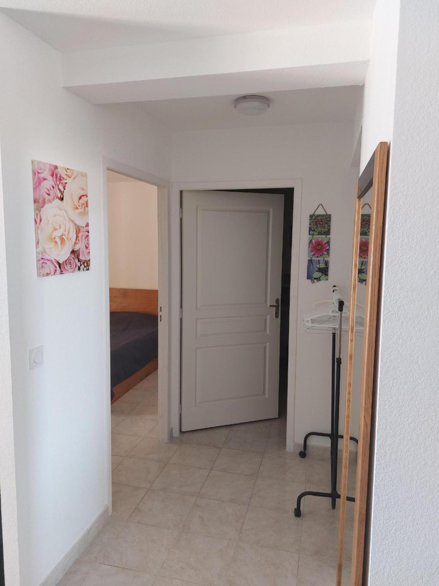 Nouvel Location D'Un Bel Appart T2 Climatise Et Meuble Au Rdch Avec Piscine Dans Residence Les Melody Santa-Maria-Poggio  Exterior photo